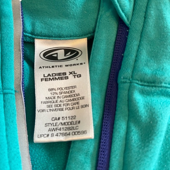 Quarter zip fleece lined active top - Picture 3 of 3